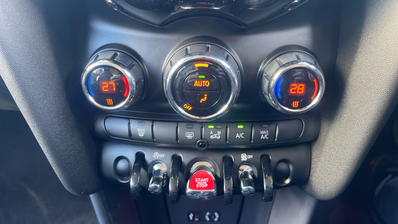 MINI Hatchback 1.5 Cooper 3dr Petrol Hatchback